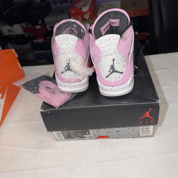 Size 5.5 - Air Jordan 4 Retro Orchid W - Picture 5 of 7